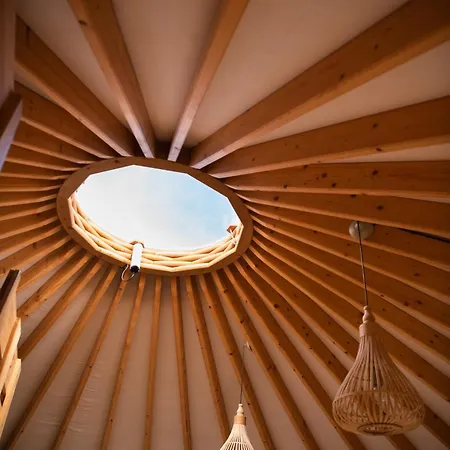 4 Zywioly - Caloroczne Jurty W Gorach - Dostep Do Sauny