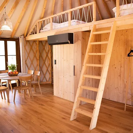 Luxusní stan 4 Zywioly - Caloroczne Jurty W Gorach - Dostep Do Sauny Stronie Śląskie