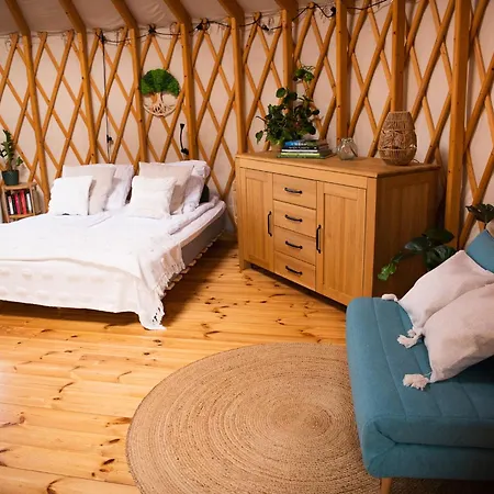 Luxury tent 4 Zywioly -caloroczne Jurty W Sudetach Stronie Slaskie