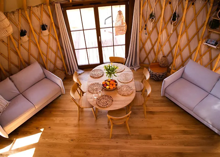 4 Zywioly - Caloroczne Jurty W Gorach - Dostep Do Sauny