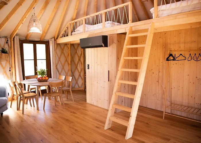 Glamping 4 Zywioly - Caloroczne Jurty W Gorach - Dostep Do Sauny Stronie Śląskie